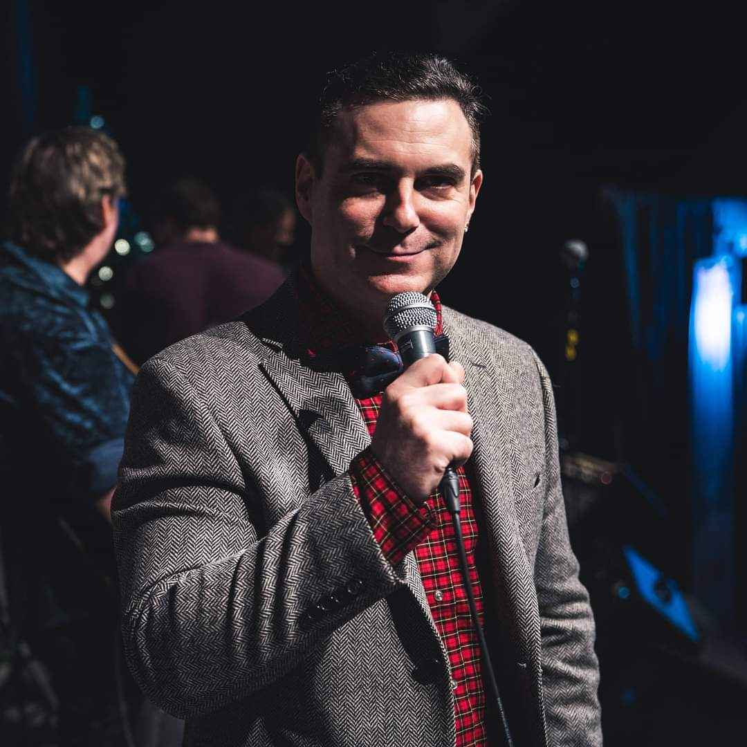 Darryl Hillock on stage